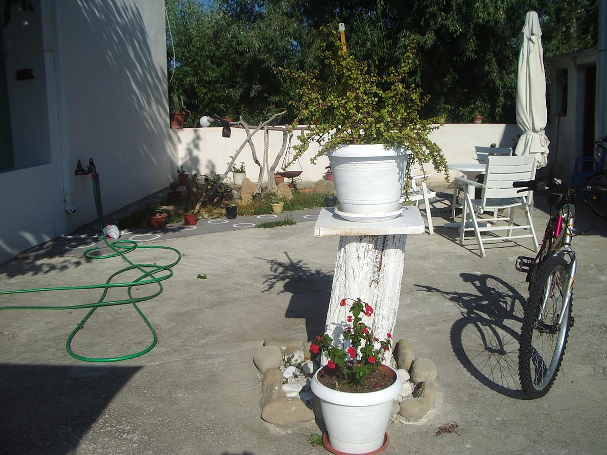 Skyros Panorama Studios Exterior photo
